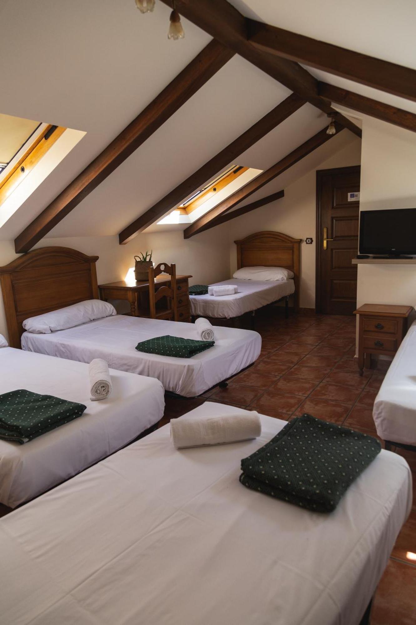 Hostal Corper Navalcarnero Zewnętrze zdjęcie